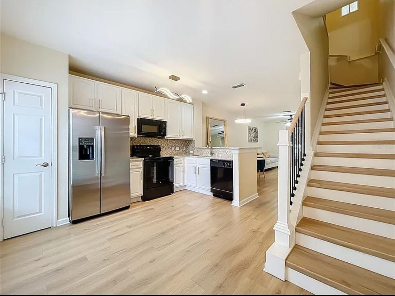 1410 Stockton Dr #NA - Photo 2 of 10