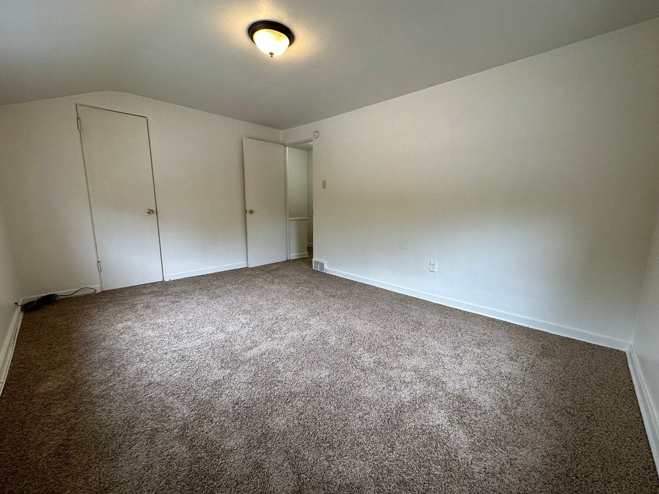 544 Long Rd - Photo 6 of 11