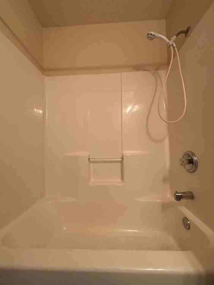 2862 S Meadowbrook Ave #2 - Photo 6 of 10