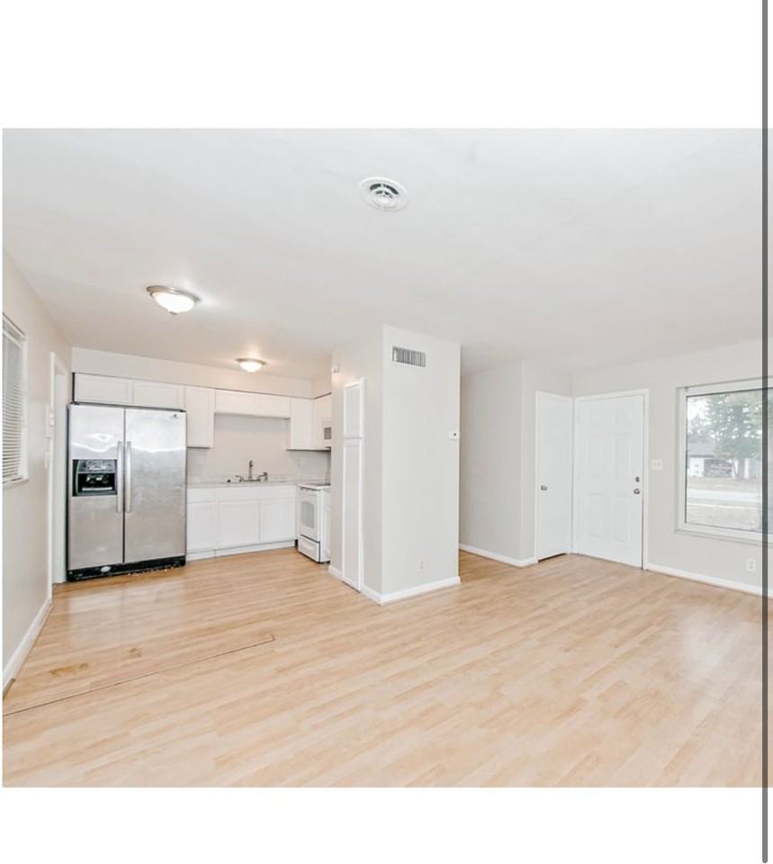 510 Brighton Way - Photo 3 of 13