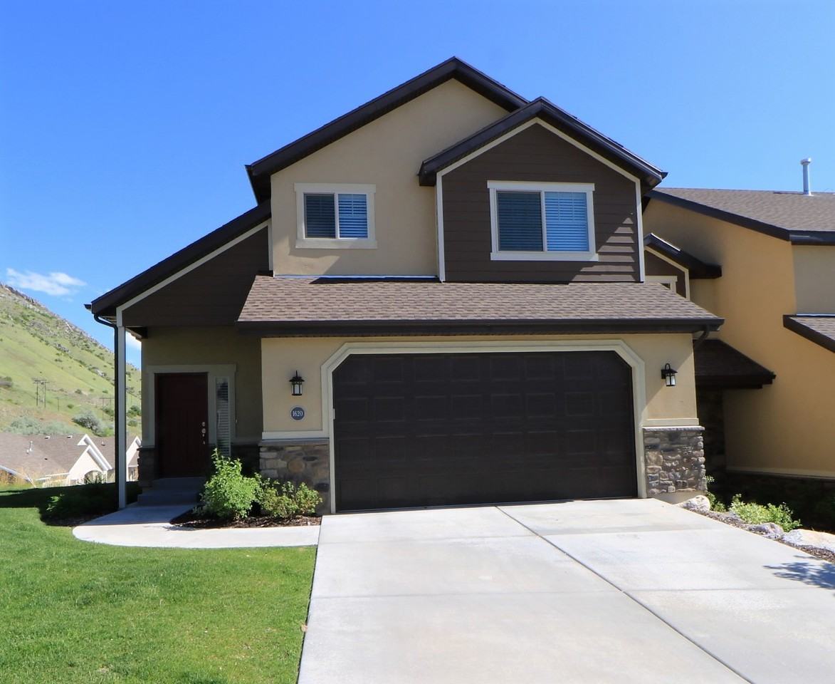 1620 E Aspen Loop - Photo 2 of 31