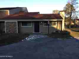 featured image of 19 Quarterdeck Townes