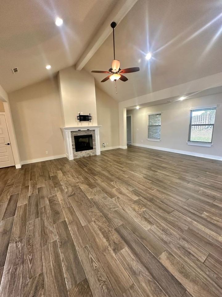 3600 Southwest Brittany Road - Photo 4 of 30