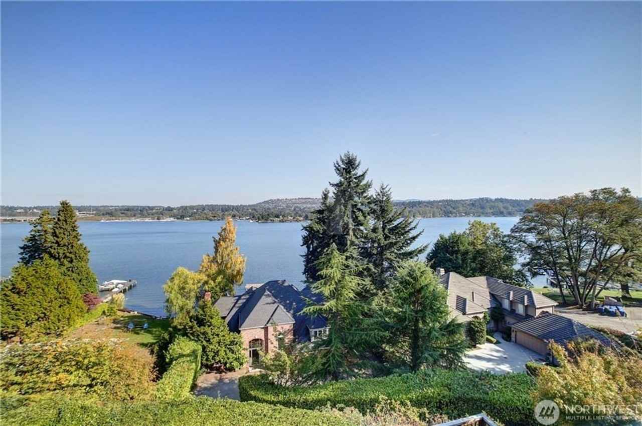 4122 100th Ave Se - Photo 2 of 42