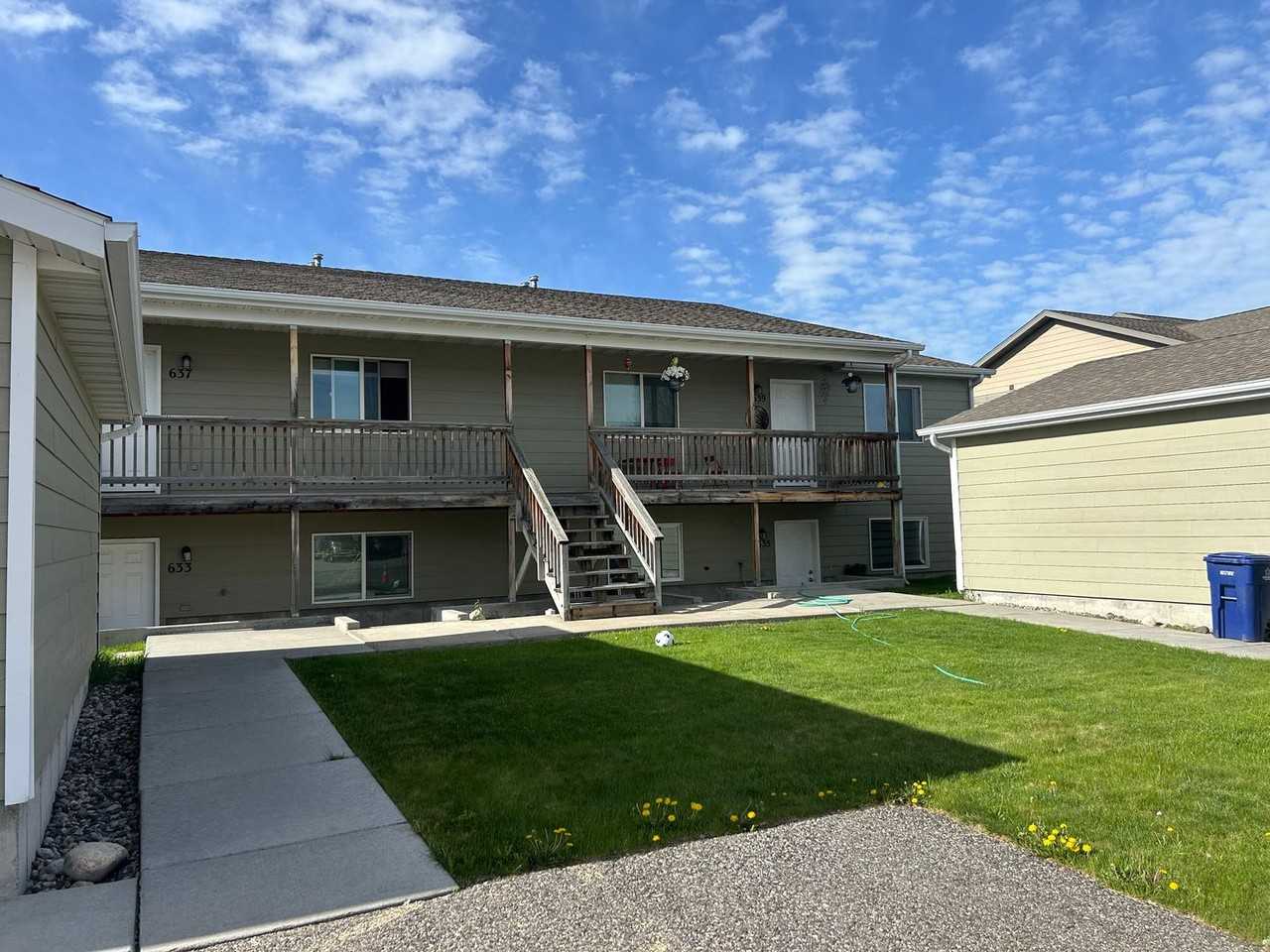 W Shore Dr - Photo 2 of 20