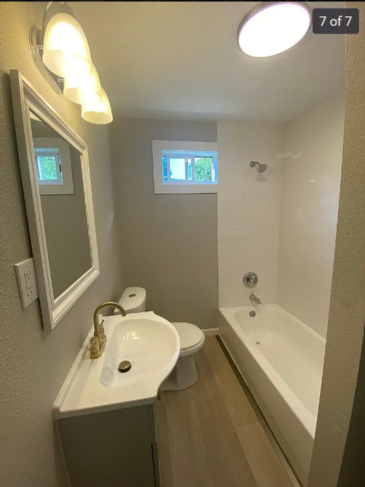 3220 Lampassas St - Photo 7 of 7