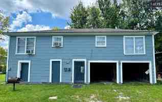 featured image of 4265 Woodlawn St #B