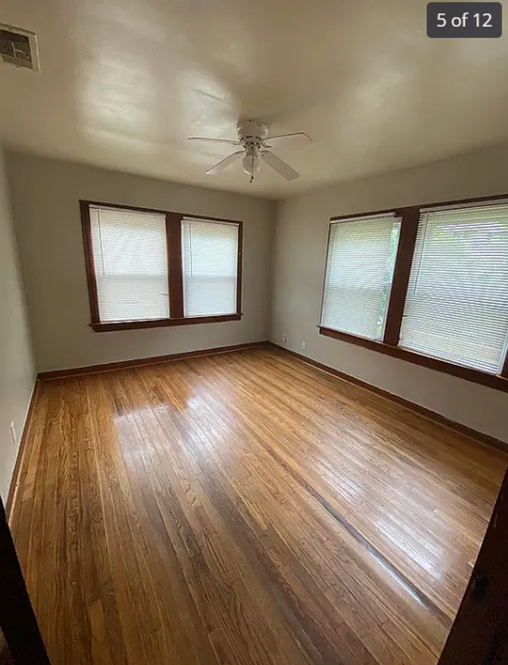 4255 Woodlawn St - Photo 2 of 8