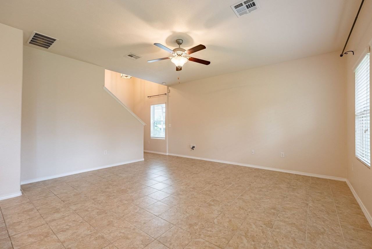10120 Crescendo Ln - Photo 2 of 21