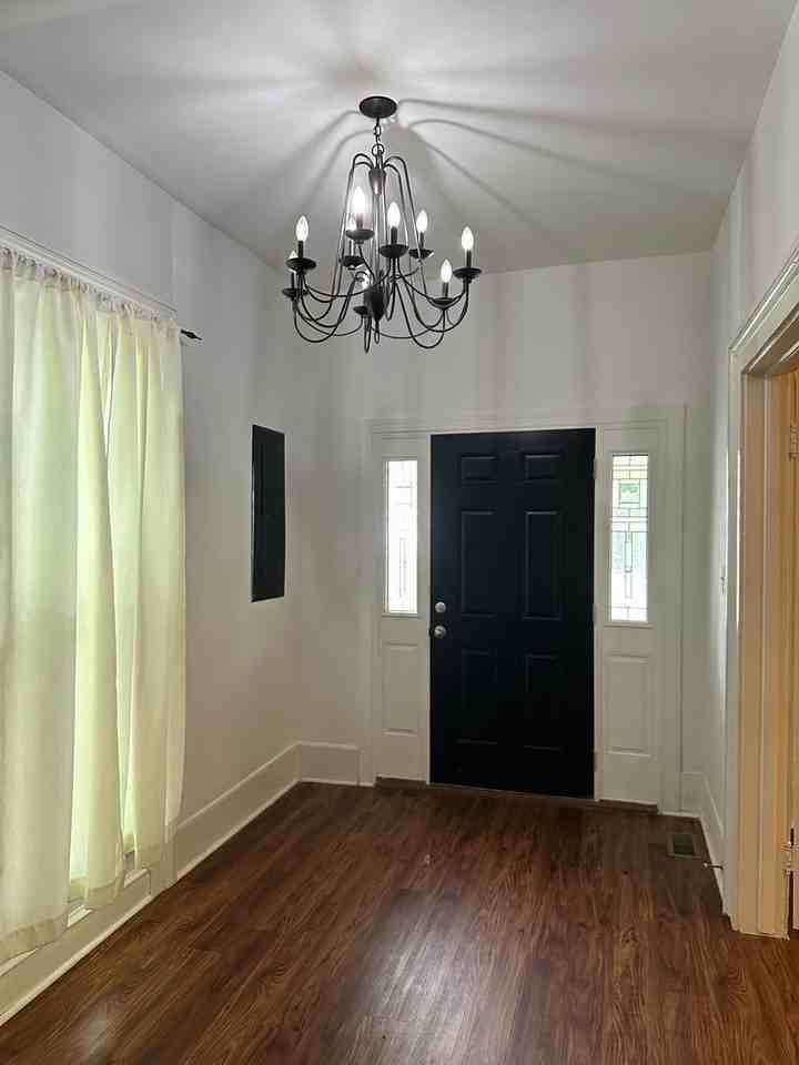 431 E 2nd St - Photo 6 of 28