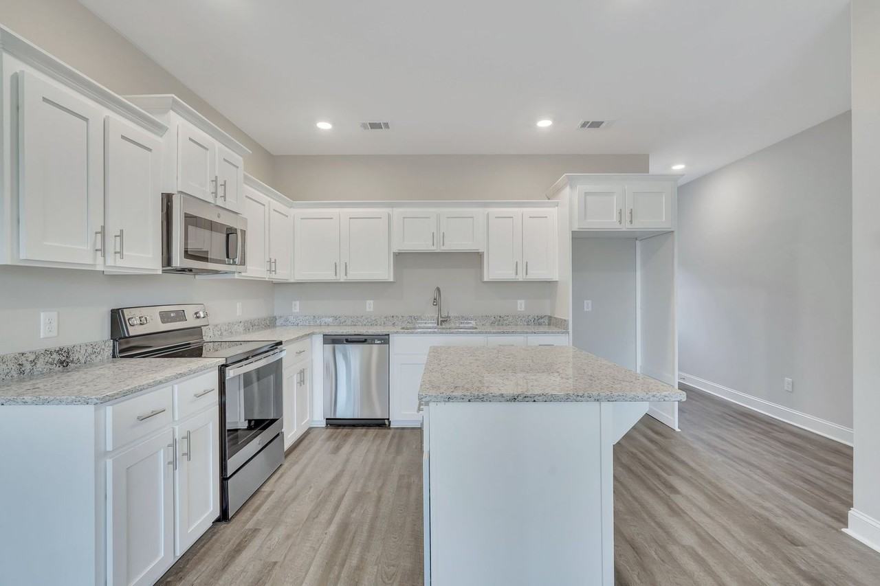 677 Coley Boyd Rd - Photo 3 of 12