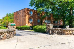 Shady Cove Apartments - Photo 1 of 1