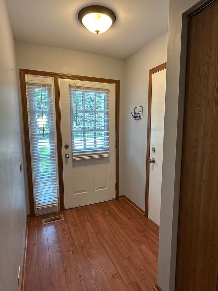 1608 Pebble Beach Cir - Photo 2 of 16