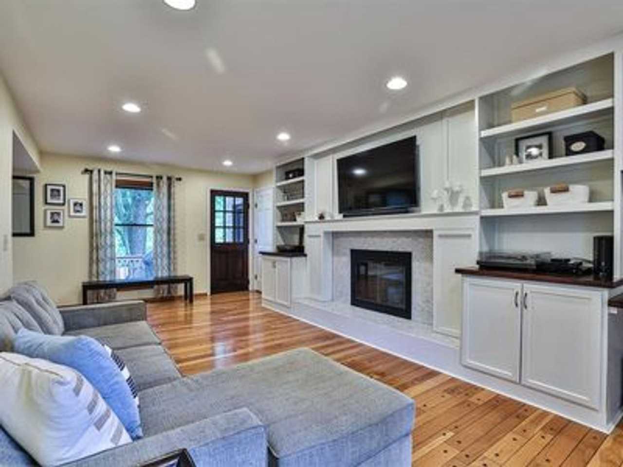 10623 Convo Ct - Photo 2 of 31