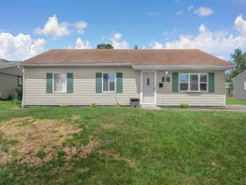 375 Canfield Dr - Photo 1 of 1