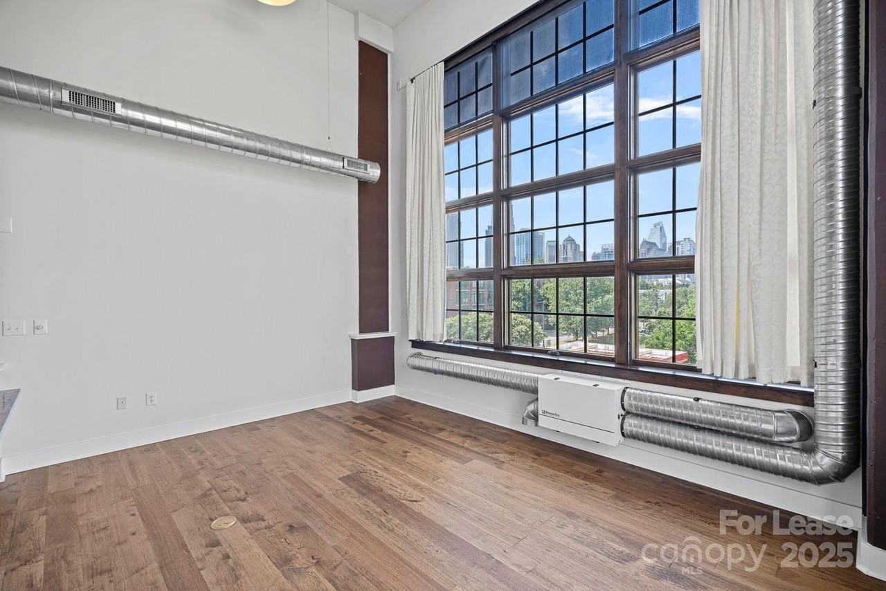 715 North Graham Street #310 - Photo 6 of 15