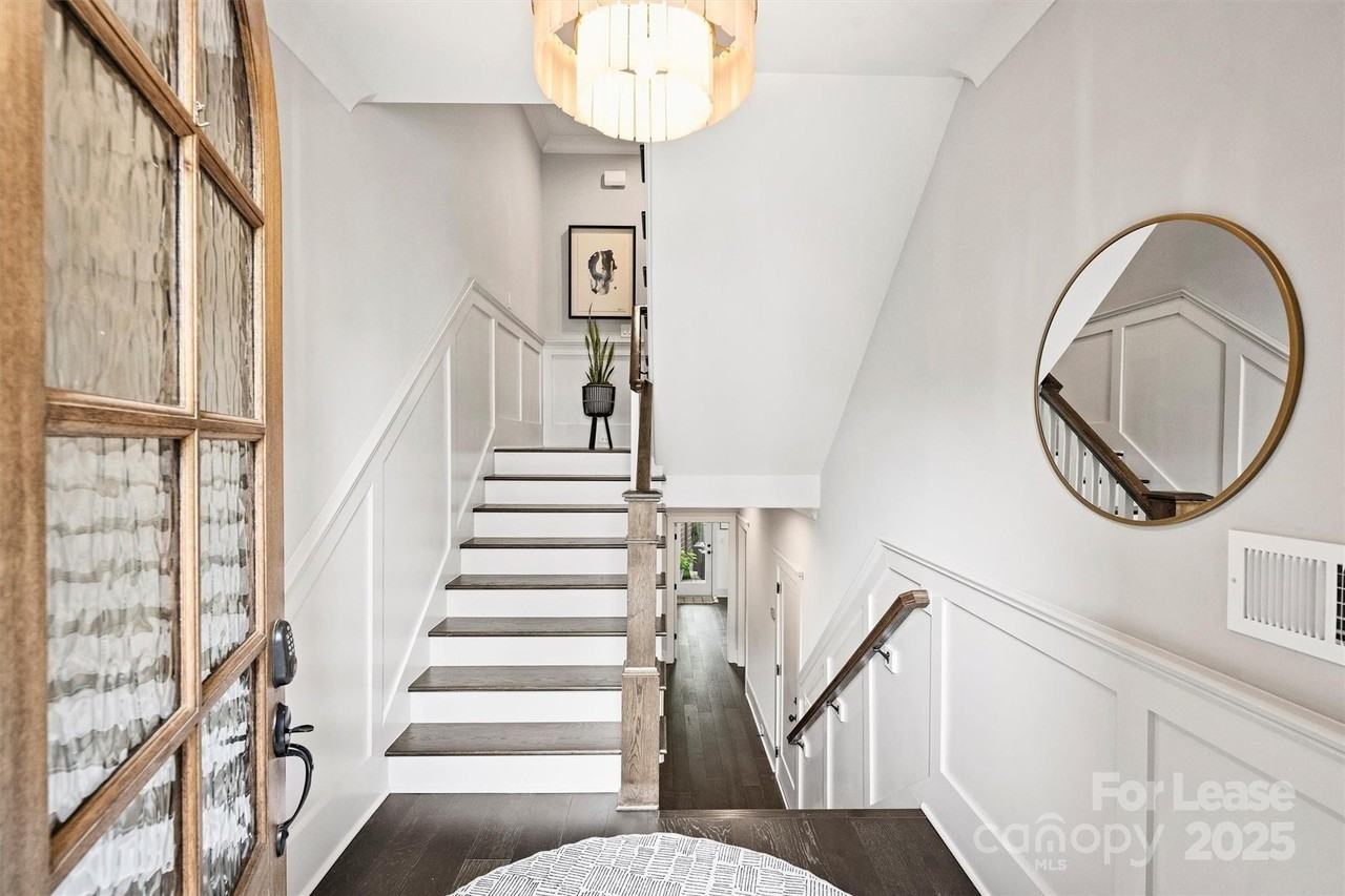 622 Mattie Rose Ln - Photo 4 of 48