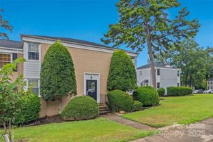 512 Wakefield Dr Apt A #A - Photo 1 of 1