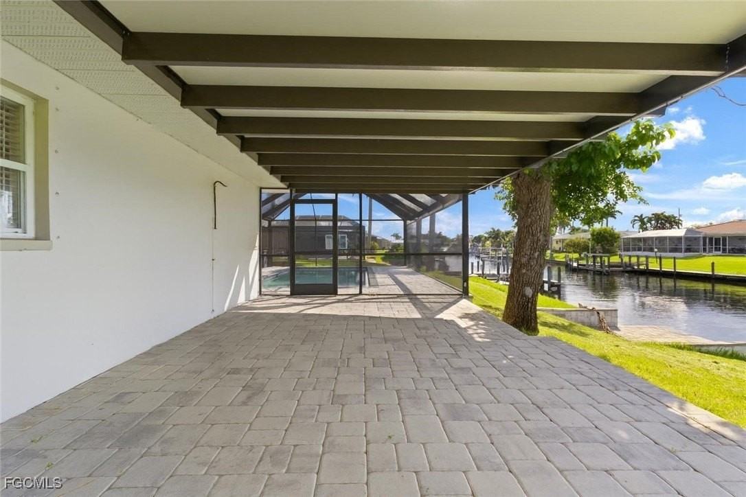 2232 Se 27th St - Photo 5 of 39