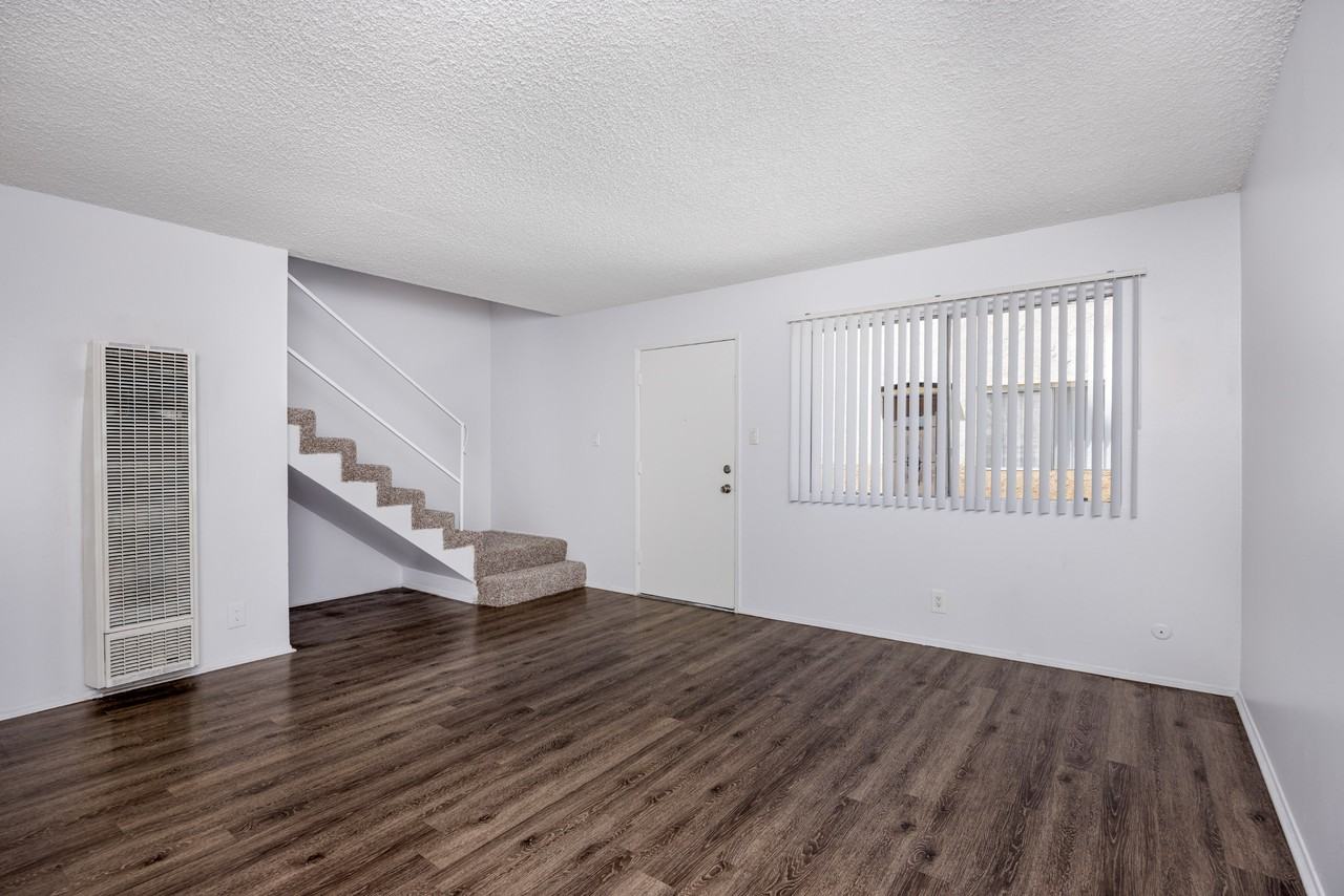 Eucalyptus Apartments - Photo 5 of 12