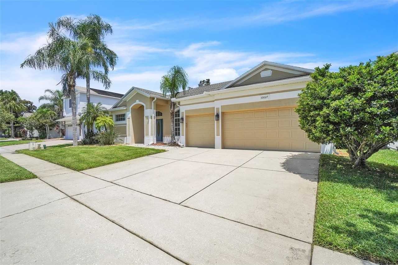 10027 Hart Branch Cir - Photo 2 of 34