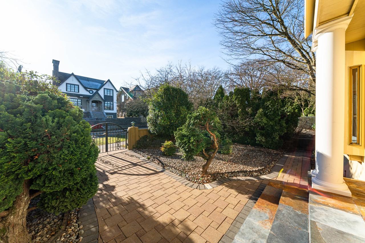 3169 West 23rd Avenue - Photo 2 of 33