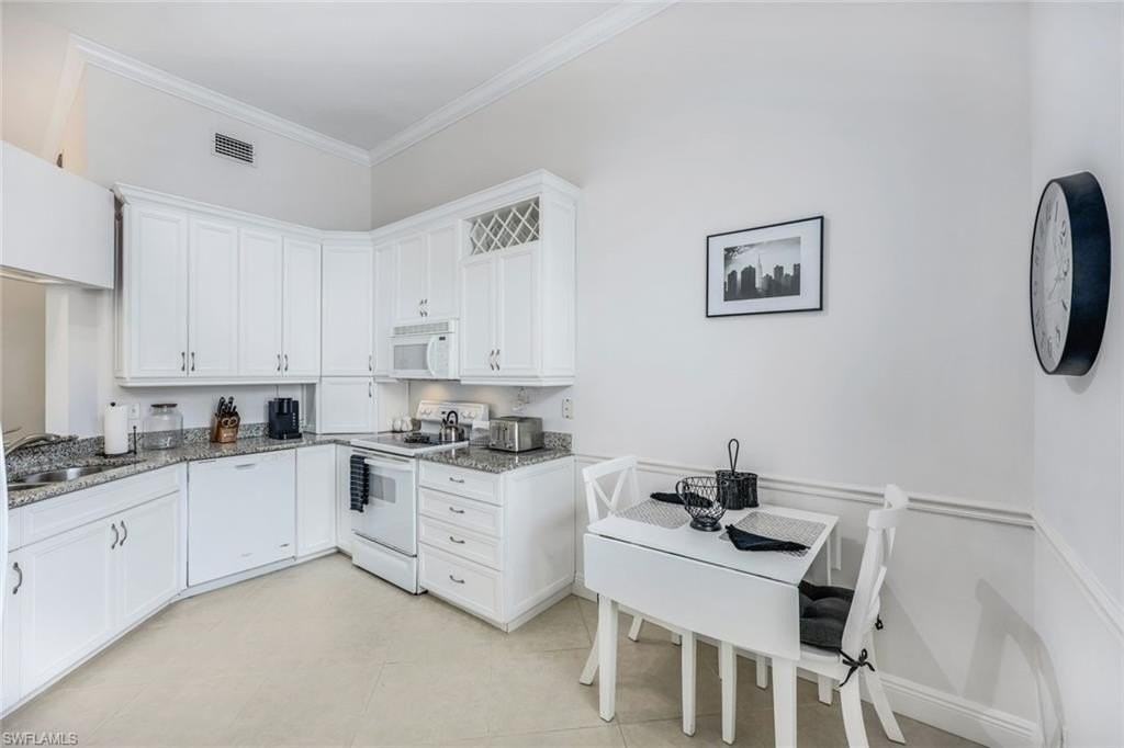 631 Beachwalk Circle #F204 - Photo 5 of 28