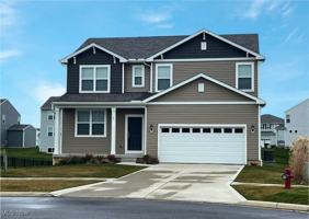 featured image of 63 Woodhull Cir