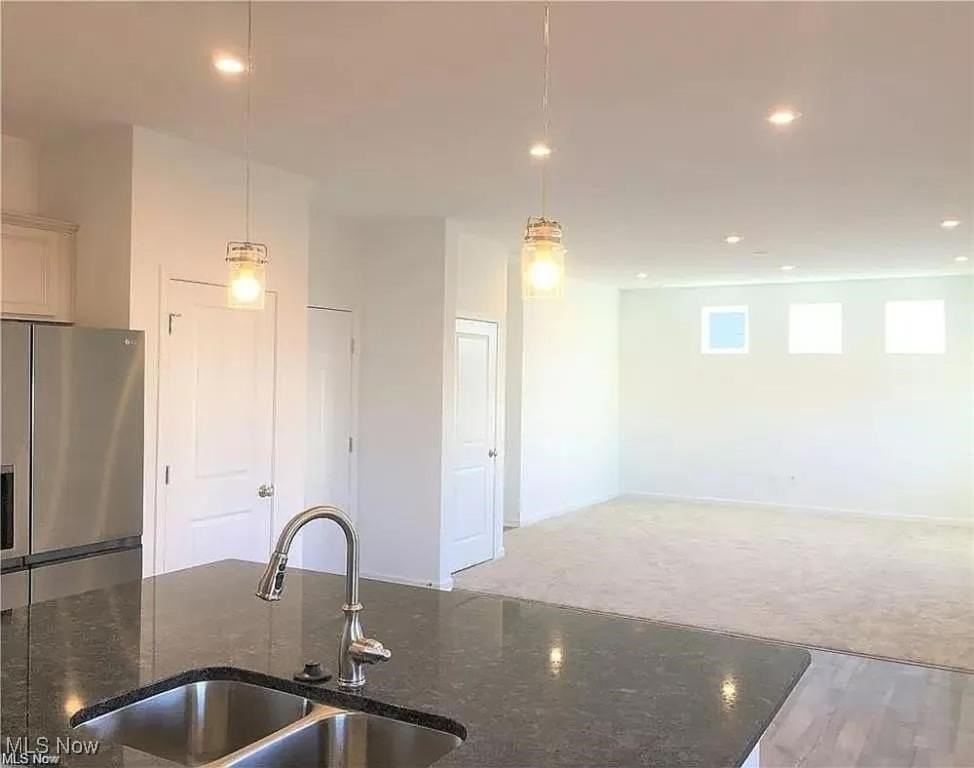 63 Woodhull Circle - Photo 6 of 25