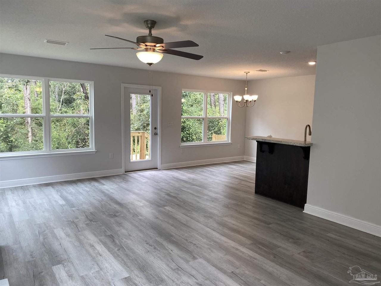 354 Cardinal Cove Court - Photo 3 of 17