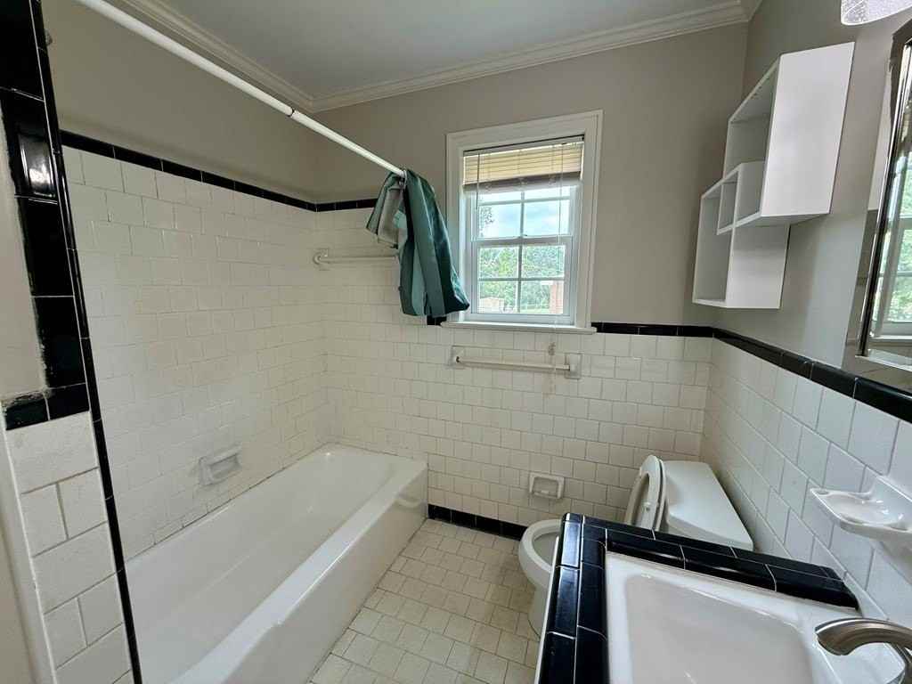 325 Homewood Avenue - Photo 7 of 13