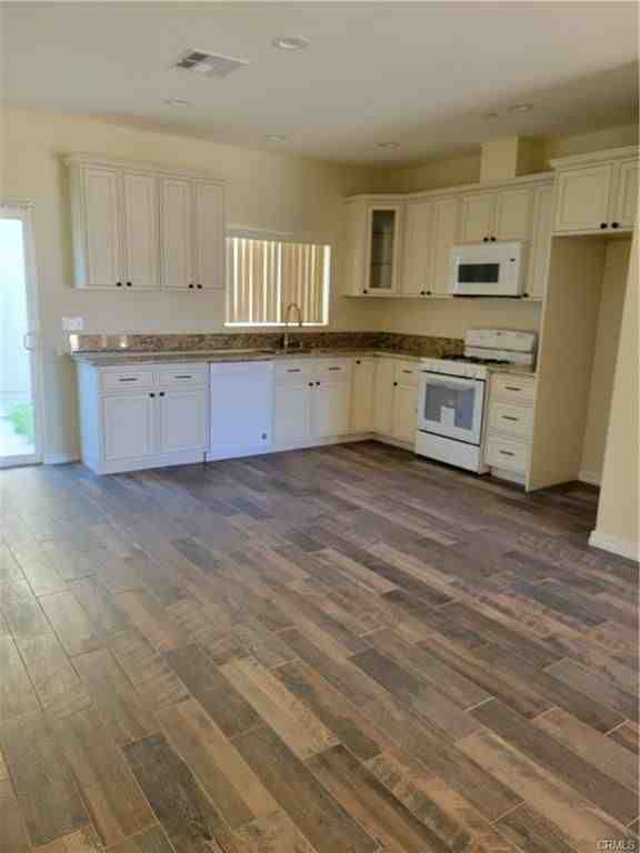 308 Faith Cir - Photo 3 of 9