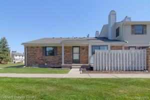 featured image of 43629 W Arbor Way Dr