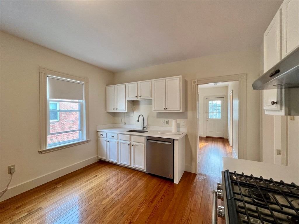 187 Parsons St - Photo 2 of 11