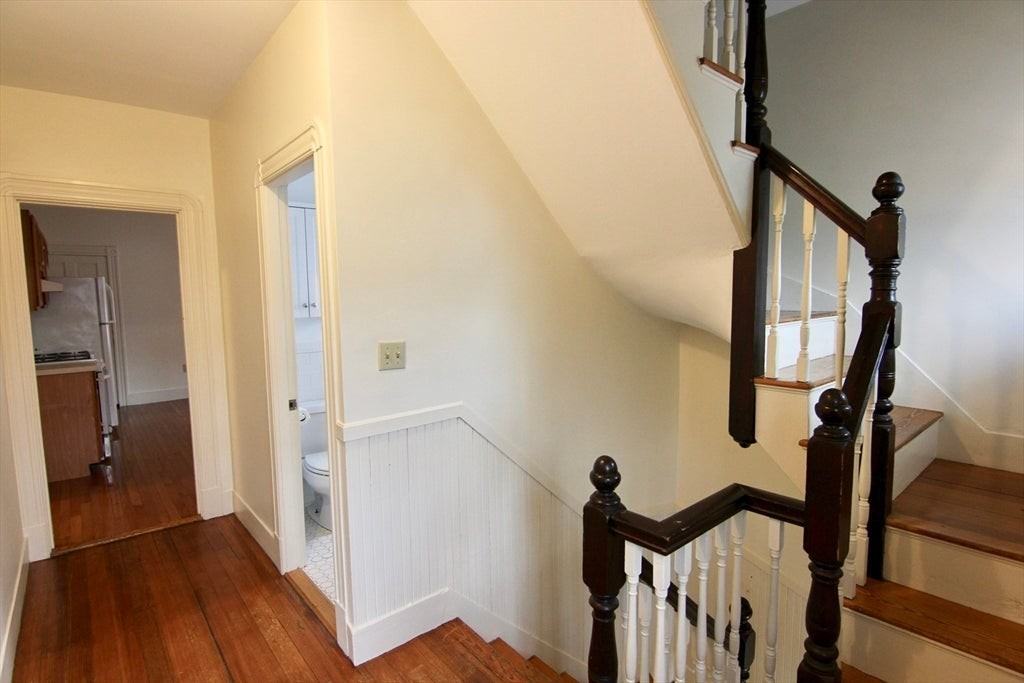 187 Parsons St - Photo 6 of 11