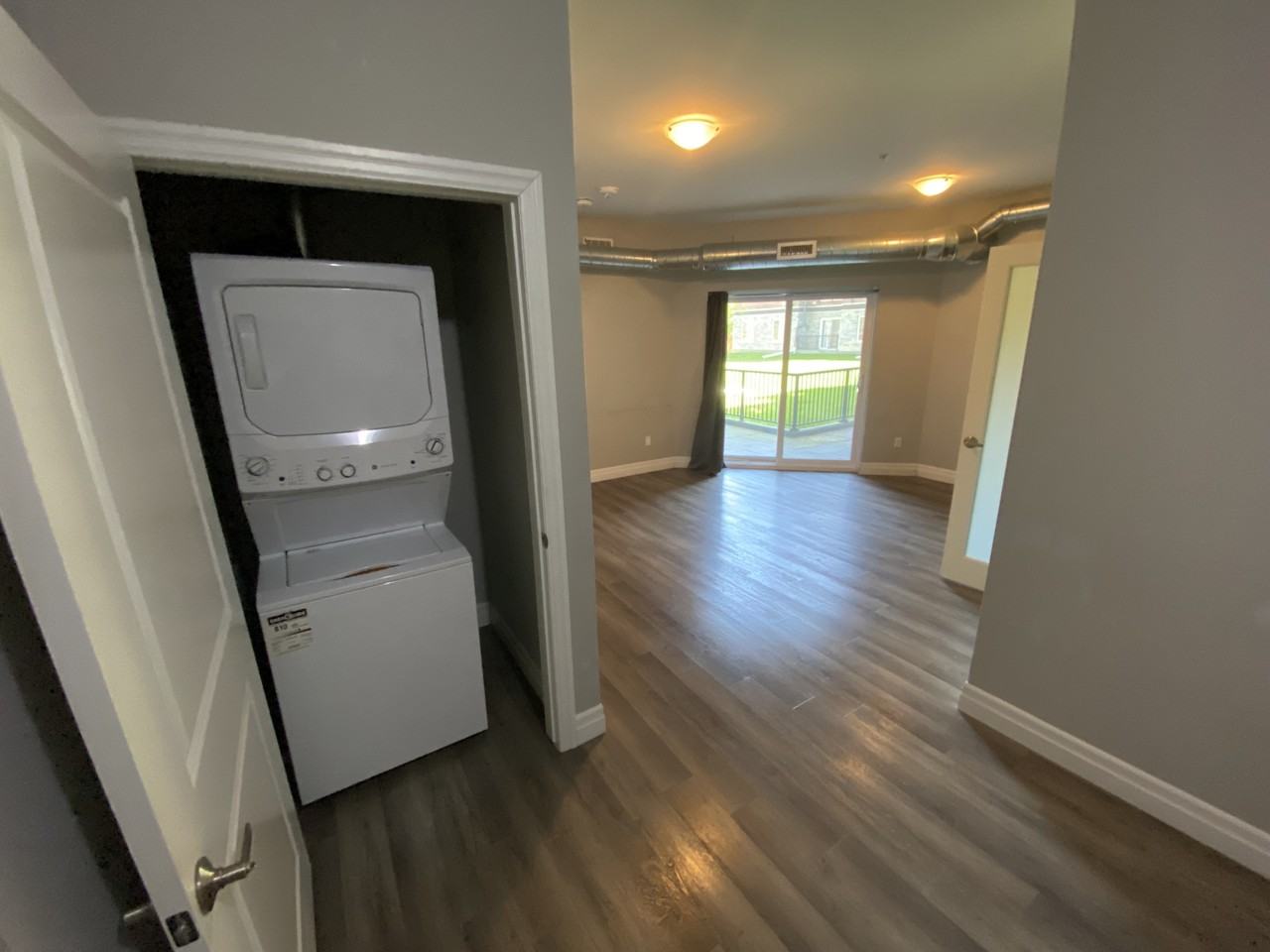 501 111- 501 Frontenac Street - 111 #111 - Photo 3 of 10