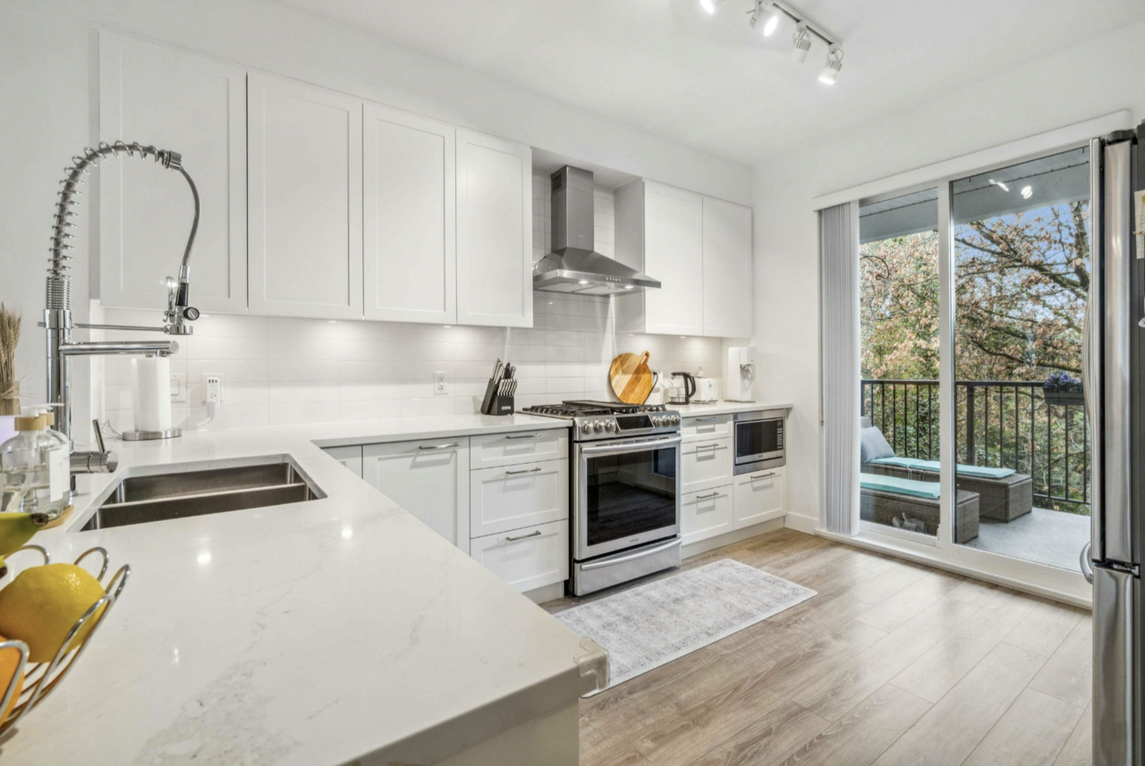 2145 Prairie Avenue #16 - Photo 2 of 9