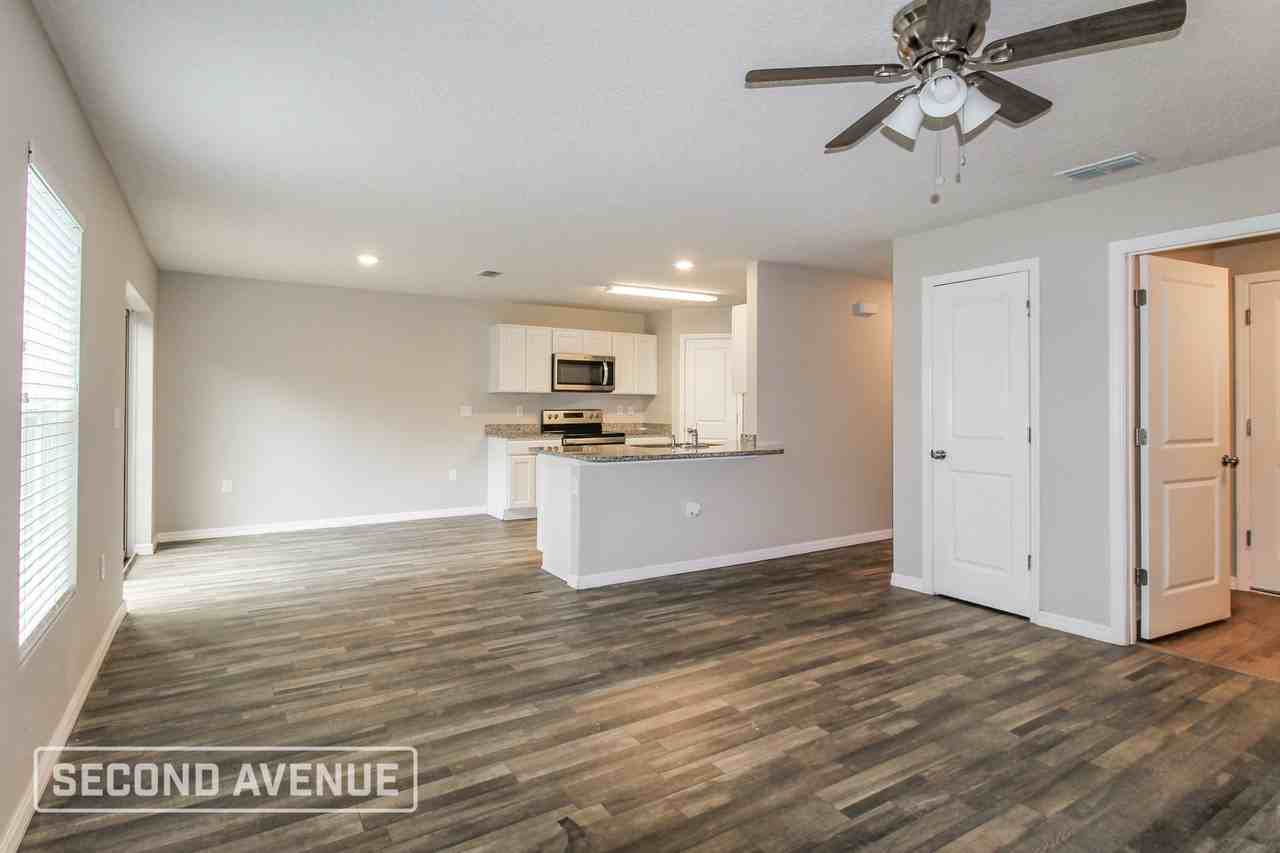 6936 N Deer Pt - Photo 6 of 23