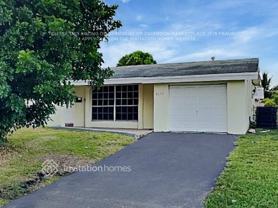 8659 Sheraton Dr - Photo 1 of 1