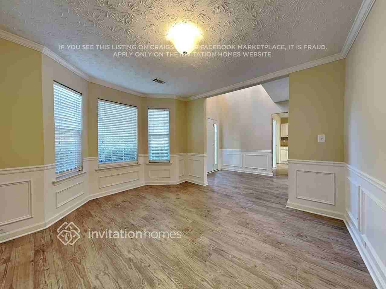 1346 Dalesford Dr - Photo 5 of 22