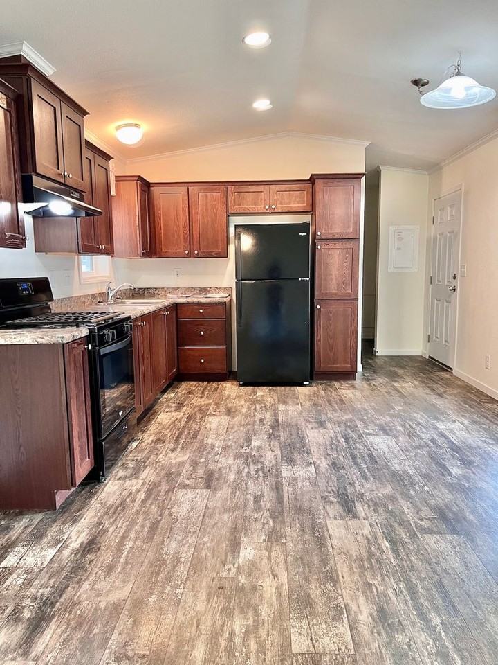 Hillcrest Estates - Photo 2 of 31