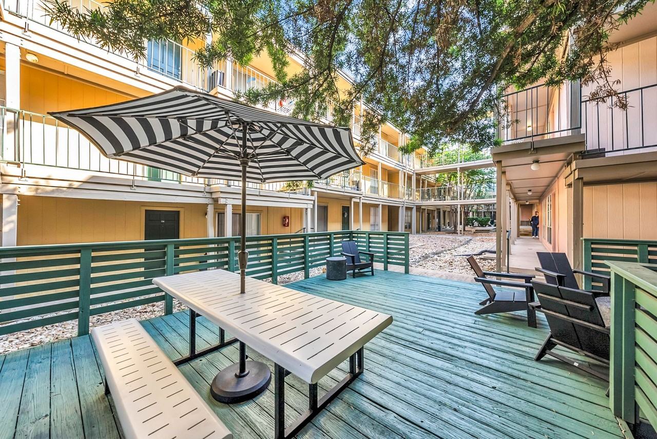 Oak Park Apartments - Photo 7 of 50