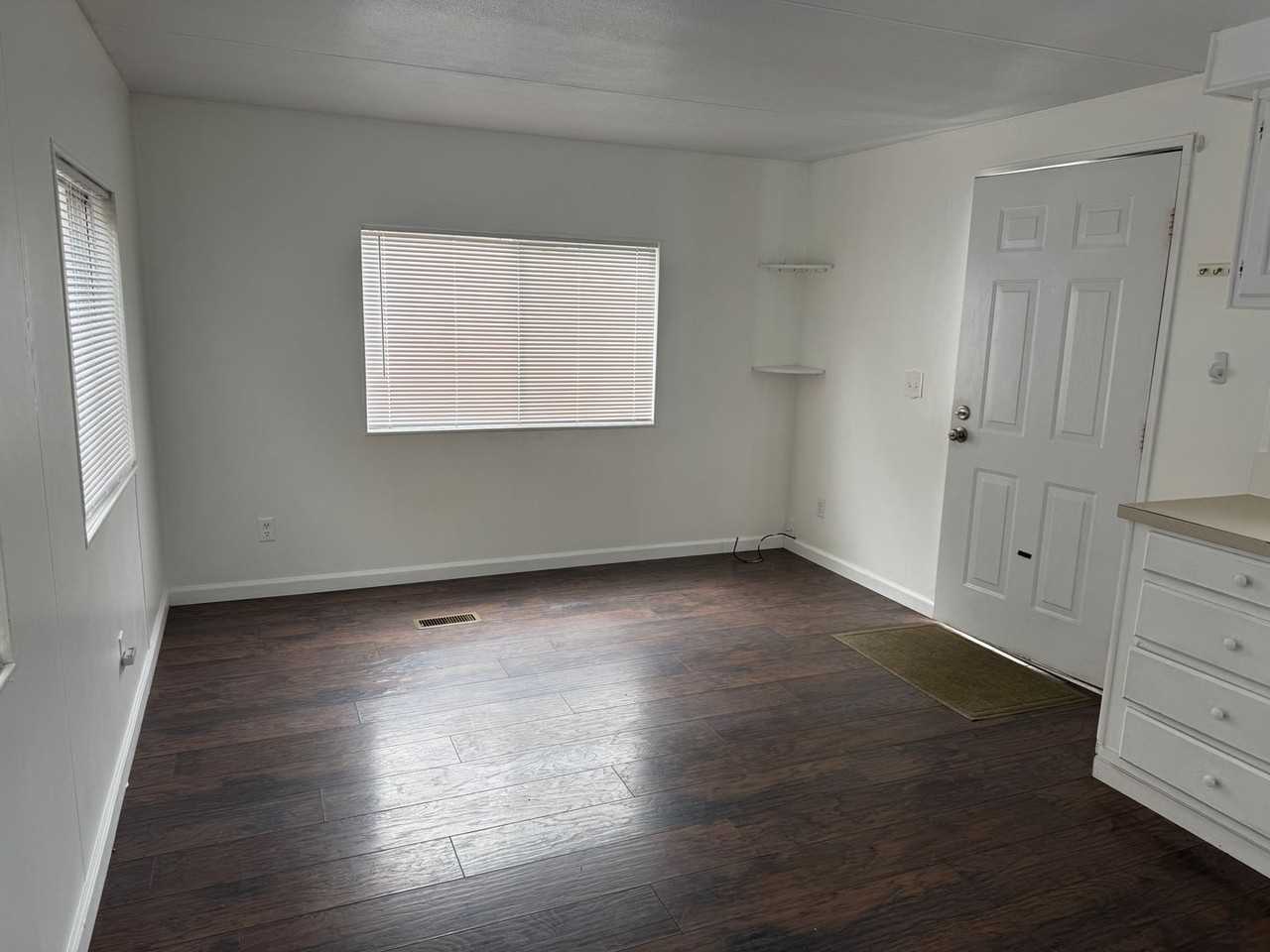 Ocean View MHP - Photo 4 of 27