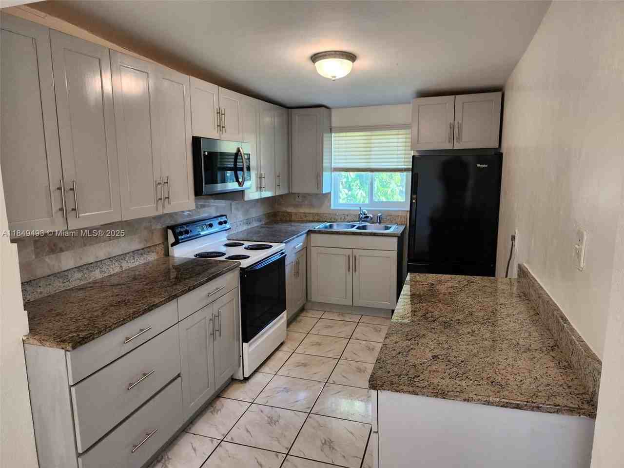 845 Northwest 199th Street - Photo 3 of 16