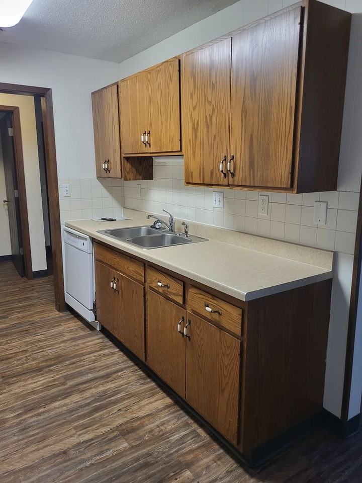 Tea Leaf Apartments - Photo 2 of 25