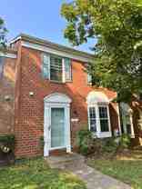 10 Hamlet Dr - Photo 1 of 1