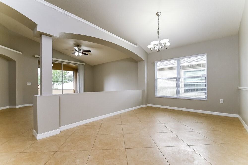 2603 Whitewood Rd - Photo 7 of 16