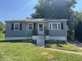 featured image of 220 Superior Dr