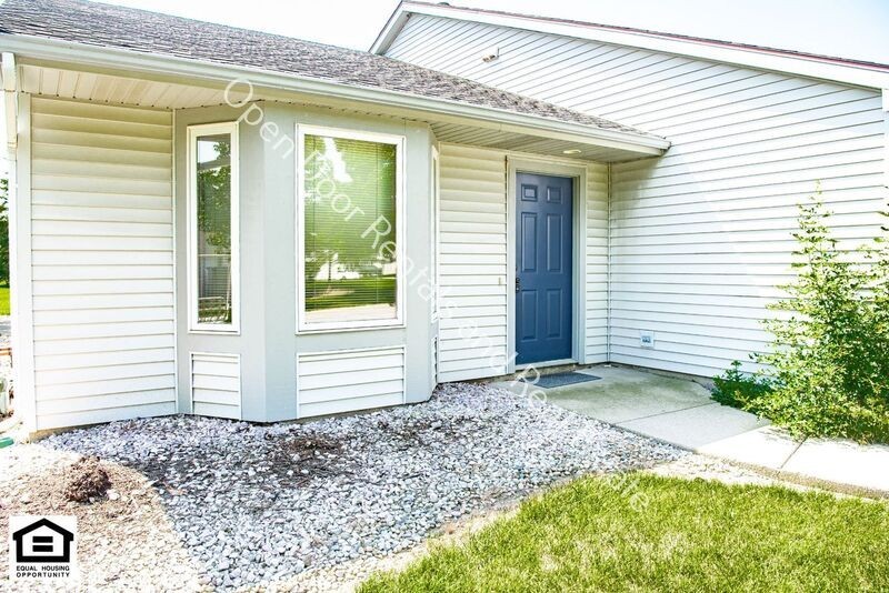 1422 Flagstone Dr - Photo 2 of 24