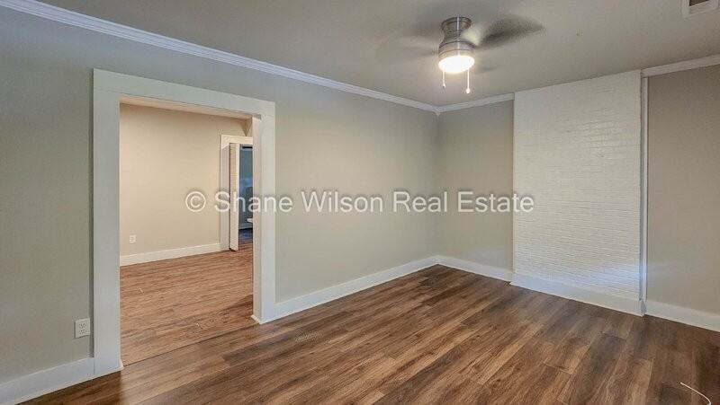2606 Banks Rd - Photo 7 of 17